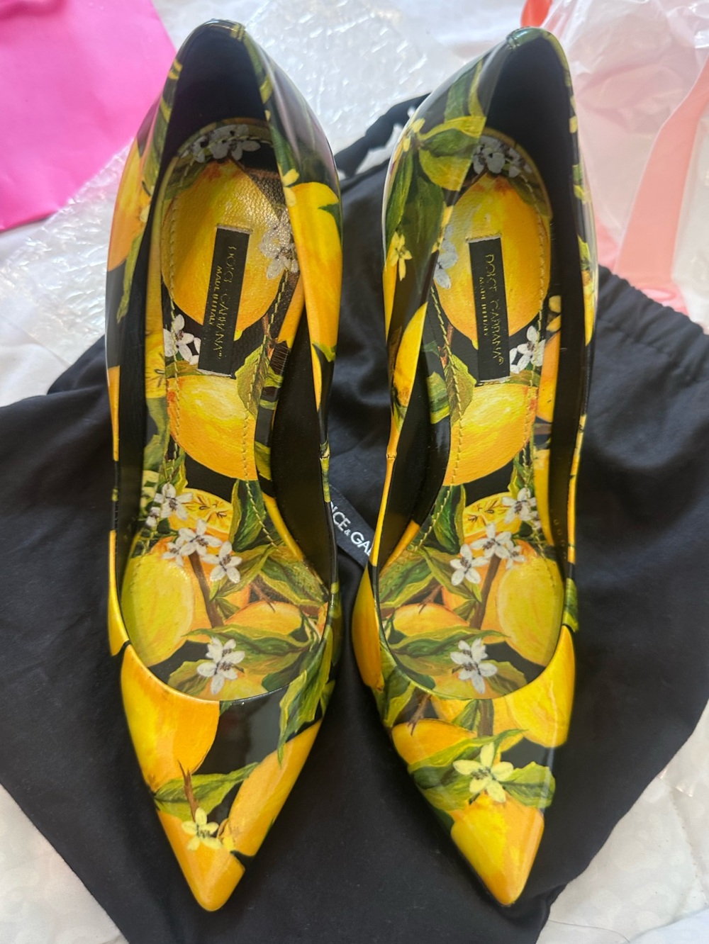 Dolce & Gabbana Yellow Lemon-Print Pointed Toe Pumps pre loved